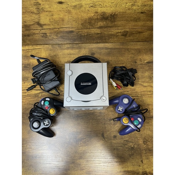 Nintendo GameCube DOL-101 (USA) Platinum Console Bundle - Tested & Working